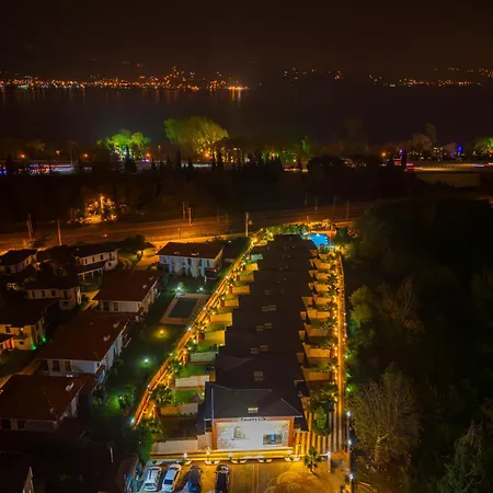 Country Life Aparthotel 4*