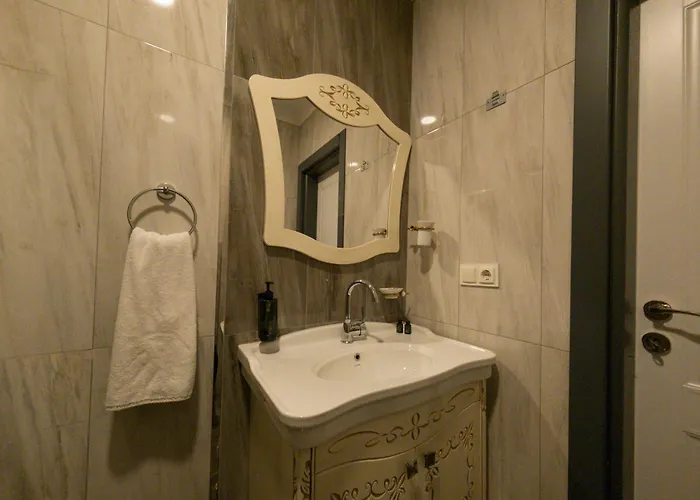 Country Life Aparthotel 4*